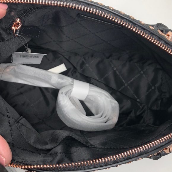 NWT Michael Kors Emmy large Dome satchel - Picture 5 of 6